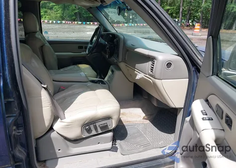 2002 Chevrolet Suburban 1500 Lt из США, поврежденный, VIN 1GNFK16Z62J127727